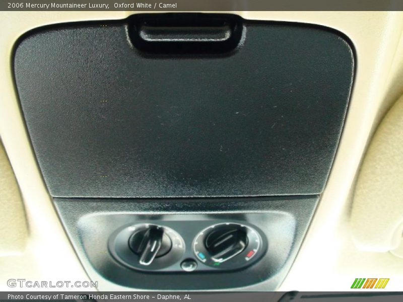 Oxford White / Camel 2006 Mercury Mountaineer Luxury