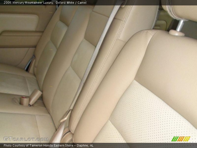 Oxford White / Camel 2006 Mercury Mountaineer Luxury