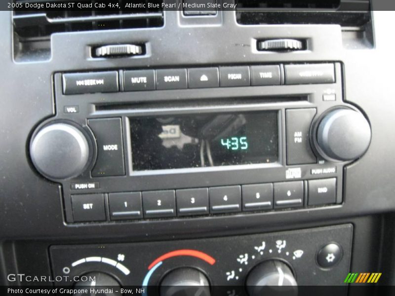 Atlantic Blue Pearl / Medium Slate Gray 2005 Dodge Dakota ST Quad Cab 4x4