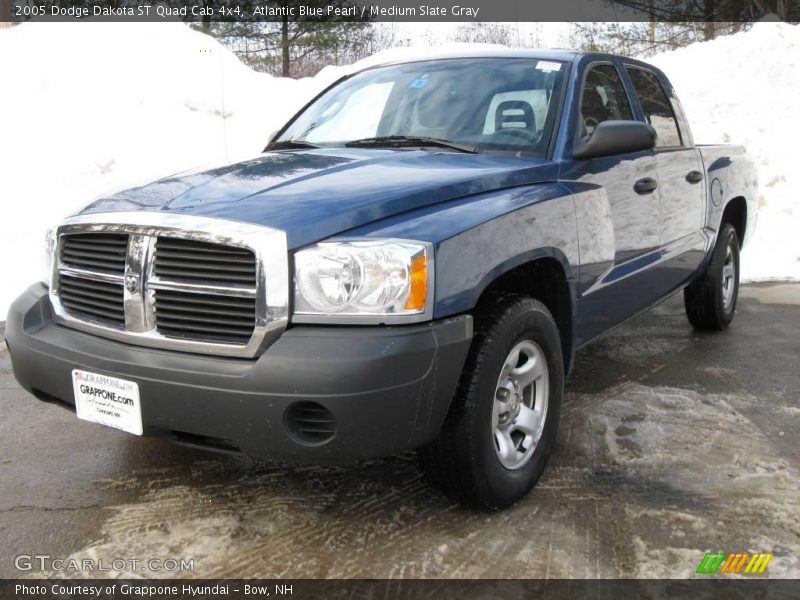 Atlantic Blue Pearl / Medium Slate Gray 2005 Dodge Dakota ST Quad Cab 4x4