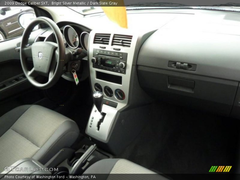 Bright Silver Metallic / Dark Slate Gray 2009 Dodge Caliber SXT