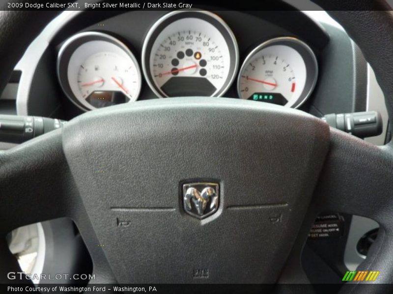 Bright Silver Metallic / Dark Slate Gray 2009 Dodge Caliber SXT
