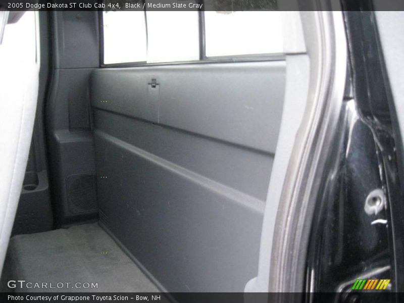 Black / Medium Slate Gray 2005 Dodge Dakota ST Club Cab 4x4
