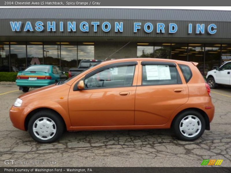 Spicy Orange / Gray 2004 Chevrolet Aveo LS Hatchback