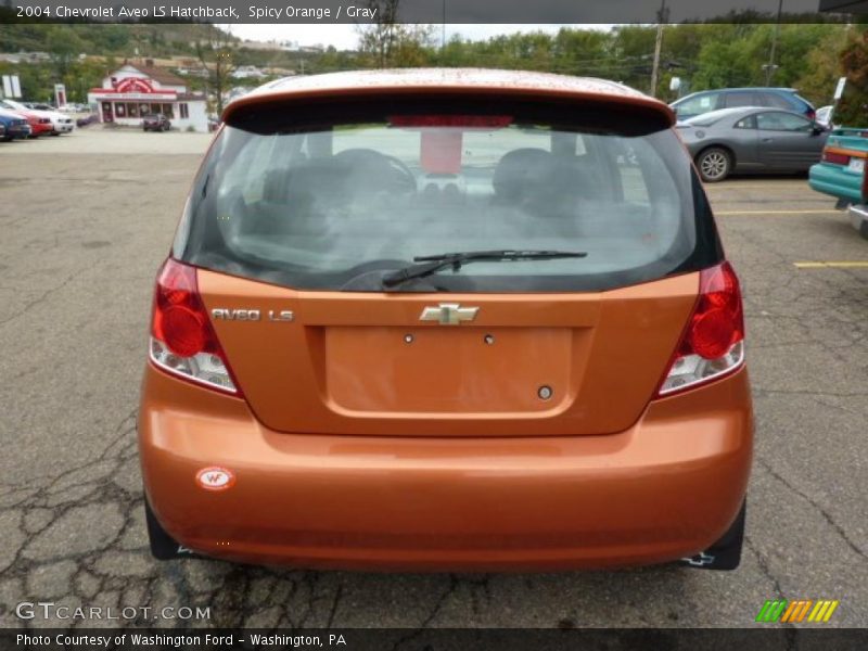 Spicy Orange / Gray 2004 Chevrolet Aveo LS Hatchback