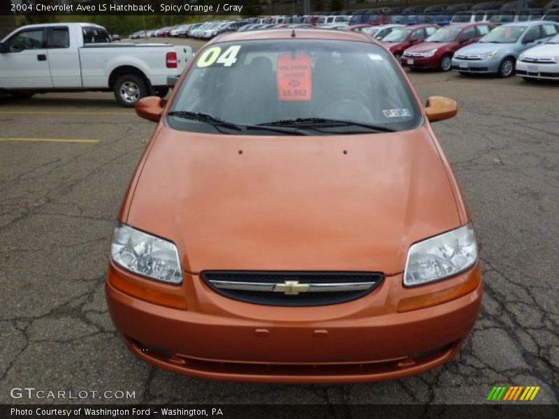 Spicy Orange / Gray 2004 Chevrolet Aveo LS Hatchback