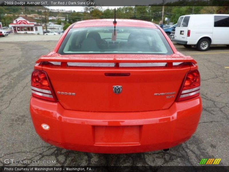 Tor Red / Dark Slate Gray 2009 Dodge Avenger SXT