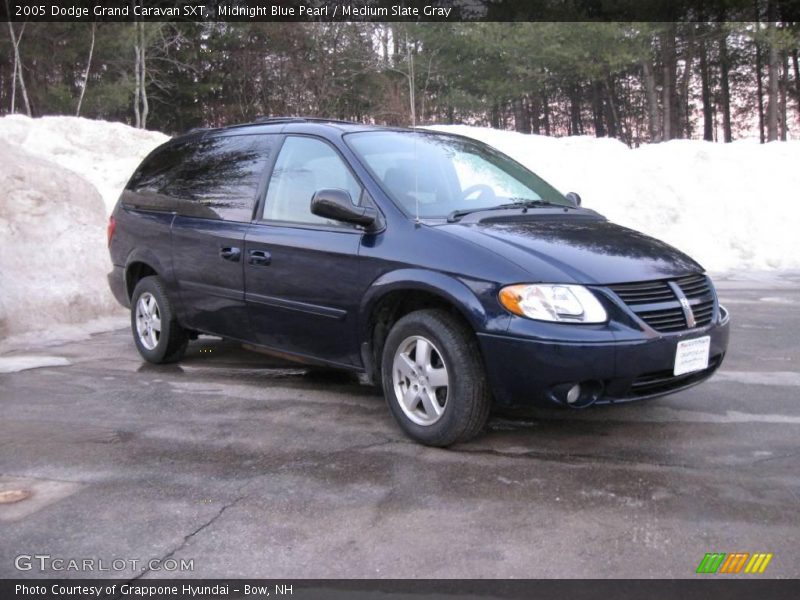 Midnight Blue Pearl / Medium Slate Gray 2005 Dodge Grand Caravan SXT