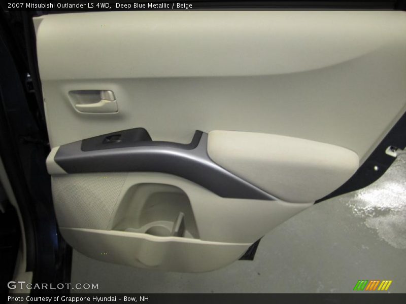 Deep Blue Metallic / Beige 2007 Mitsubishi Outlander LS 4WD