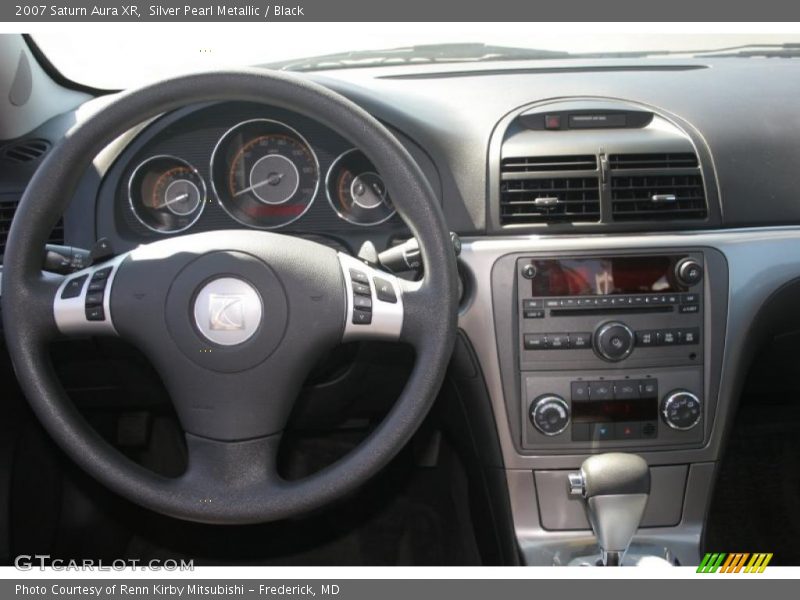 Silver Pearl Metallic / Black 2007 Saturn Aura XR
