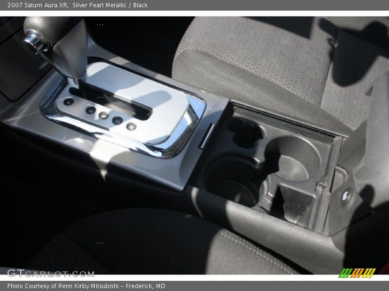 Silver Pearl Metallic / Black 2007 Saturn Aura XR