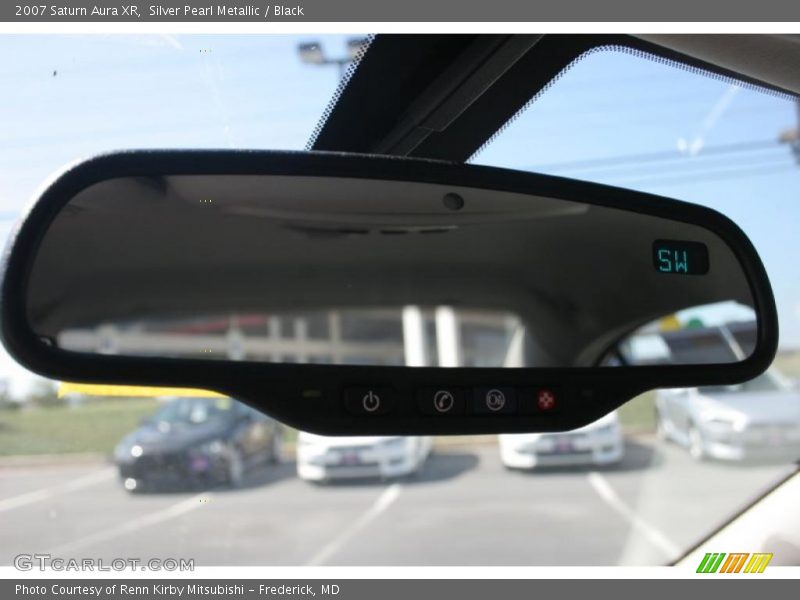 Silver Pearl Metallic / Black 2007 Saturn Aura XR