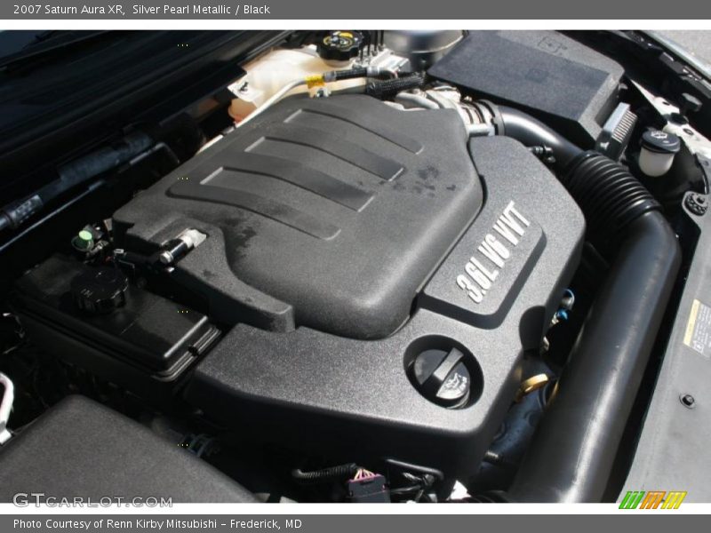 Silver Pearl Metallic / Black 2007 Saturn Aura XR