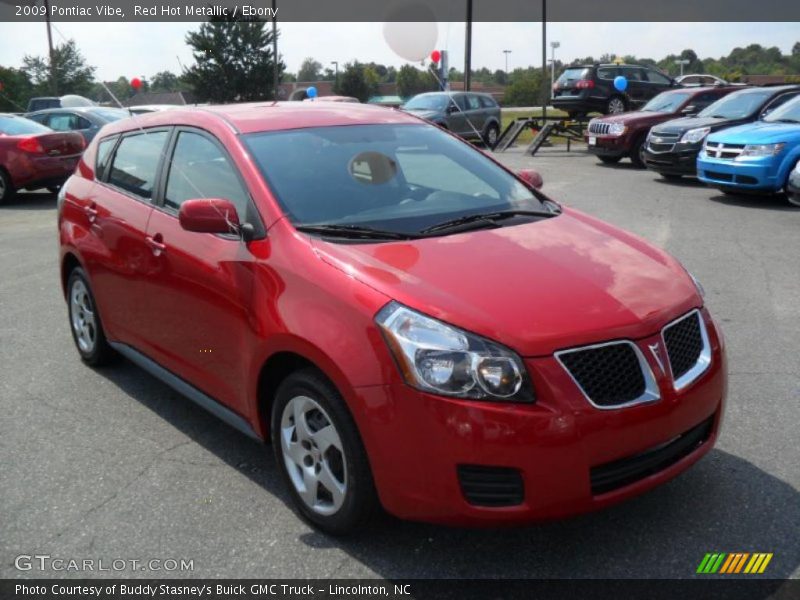 Red Hot Metallic / Ebony 2009 Pontiac Vibe