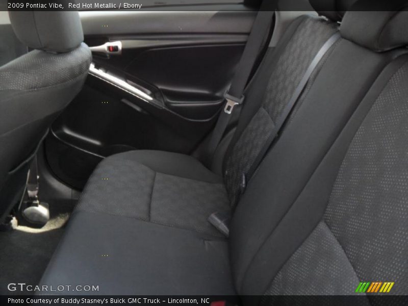 Red Hot Metallic / Ebony 2009 Pontiac Vibe