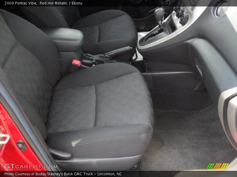Red Hot Metallic / Ebony 2009 Pontiac Vibe