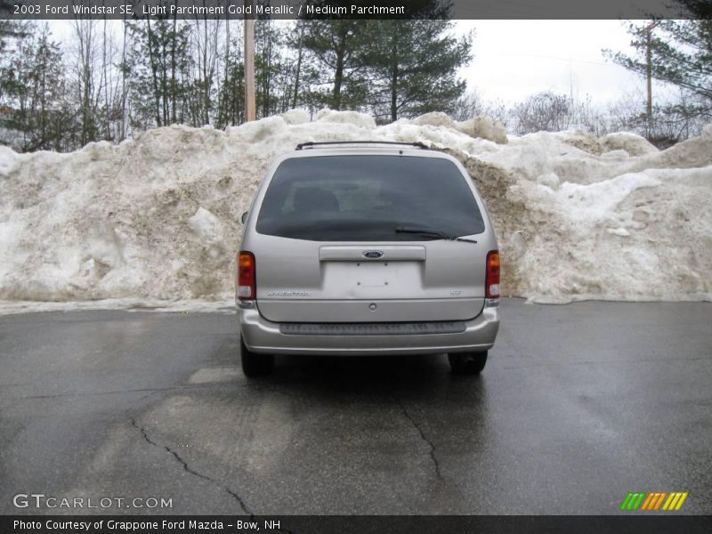 Light Parchment Gold Metallic / Medium Parchment 2003 Ford Windstar SE