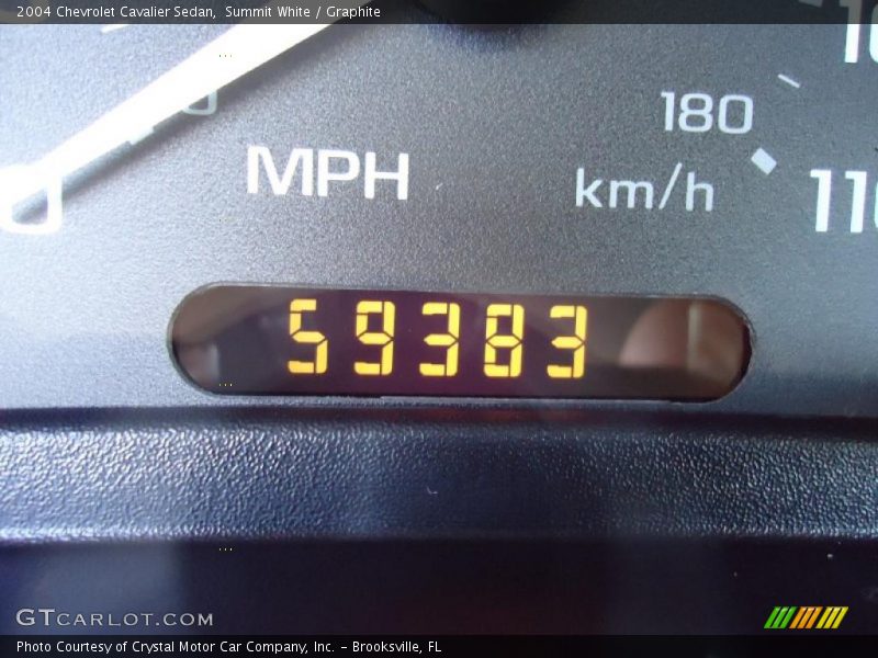 Summit White / Graphite 2004 Chevrolet Cavalier Sedan