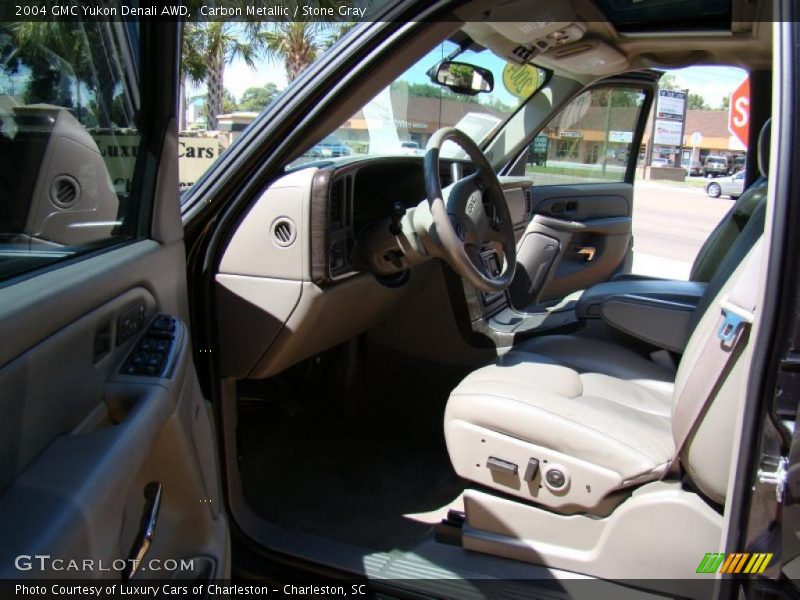 Carbon Metallic / Stone Gray 2004 GMC Yukon Denali AWD