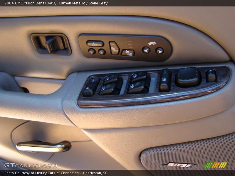 Carbon Metallic / Stone Gray 2004 GMC Yukon Denali AWD