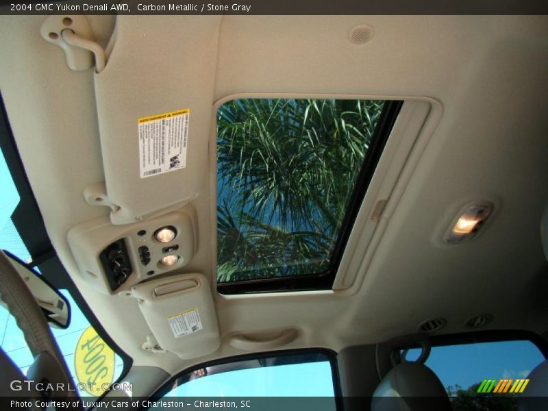Carbon Metallic / Stone Gray 2004 GMC Yukon Denali AWD