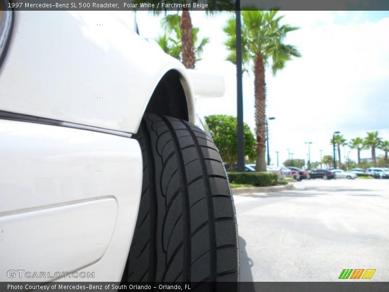 Polar White / Parchment Beige 1997 Mercedes-Benz SL 500 Roadster
