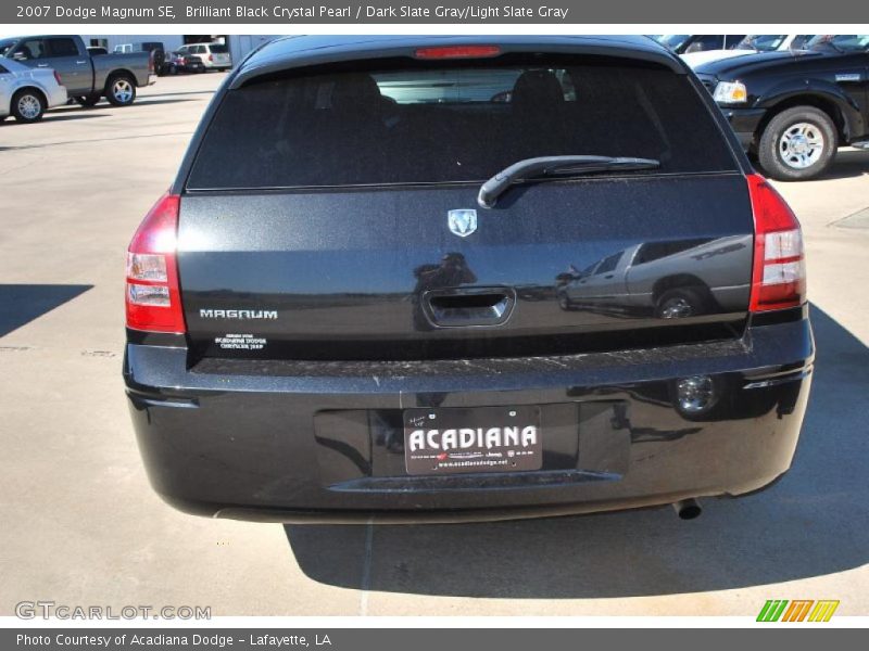 Brilliant Black Crystal Pearl / Dark Slate Gray/Light Slate Gray 2007 Dodge Magnum SE