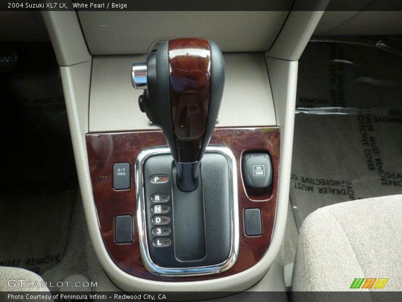 White Pearl / Beige 2004 Suzuki XL7 LX