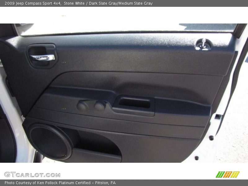 Stone White / Dark Slate Gray/Medium Slate Gray 2009 Jeep Compass Sport 4x4