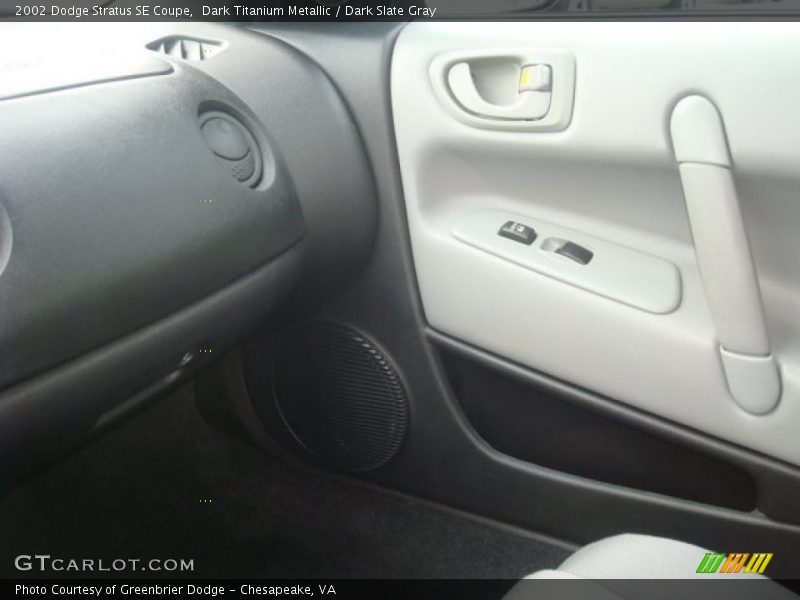 Dark Titanium Metallic / Dark Slate Gray 2002 Dodge Stratus SE Coupe