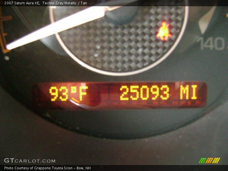 Techno Gray Metallic / Tan 2007 Saturn Aura XE