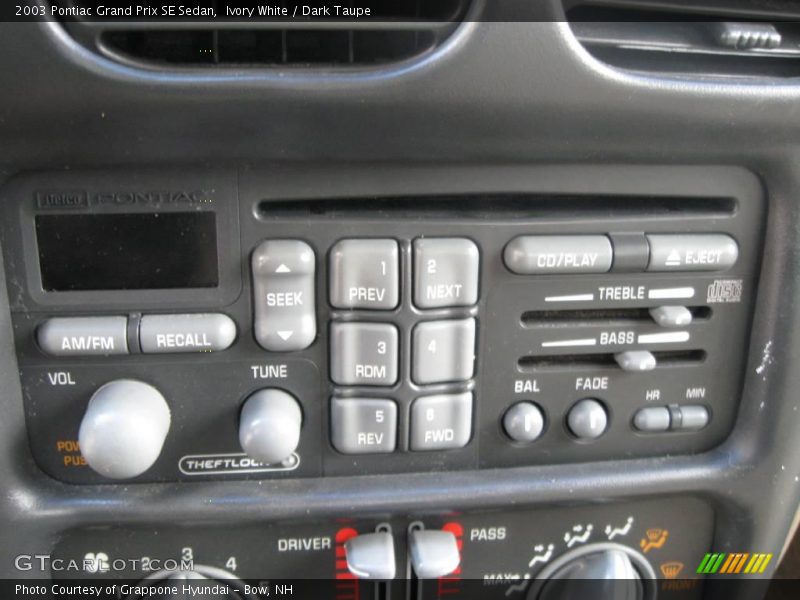 Ivory White / Dark Taupe 2003 Pontiac Grand Prix SE Sedan