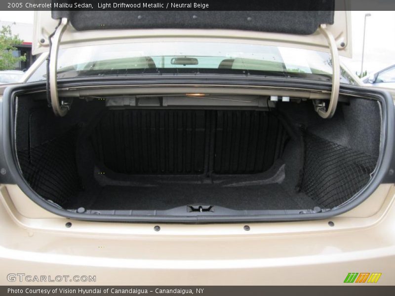Light Driftwood Metallic / Neutral Beige 2005 Chevrolet Malibu Sedan