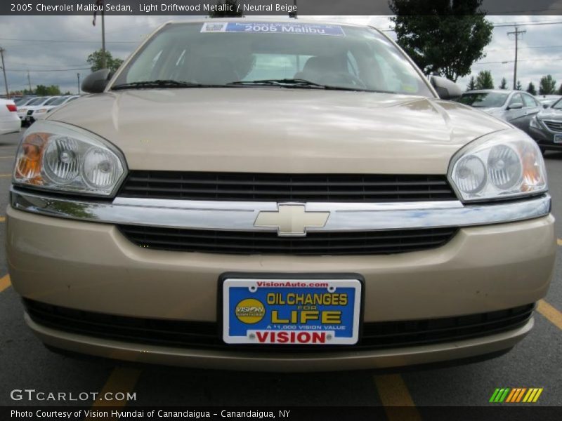 Light Driftwood Metallic / Neutral Beige 2005 Chevrolet Malibu Sedan