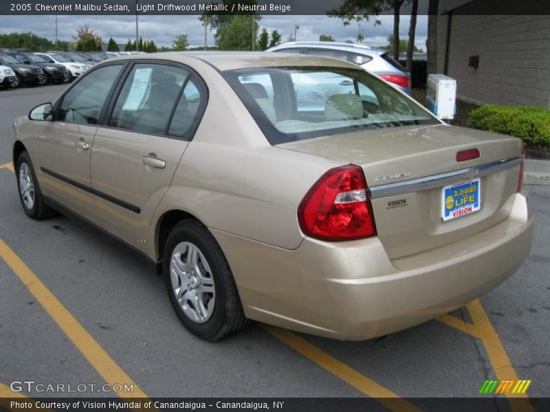 Light Driftwood Metallic / Neutral Beige 2005 Chevrolet Malibu Sedan