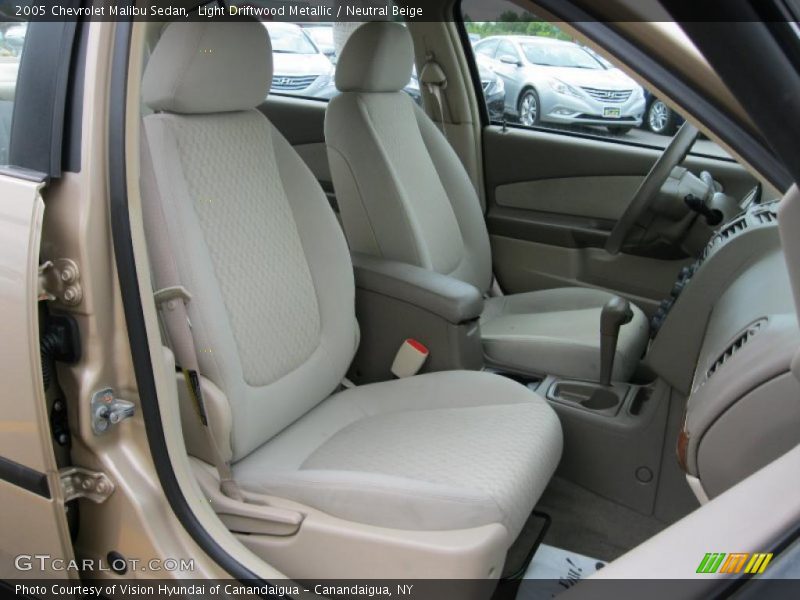 Light Driftwood Metallic / Neutral Beige 2005 Chevrolet Malibu Sedan