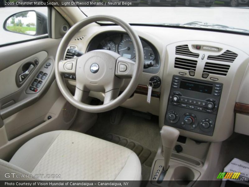 Light Driftwood Metallic / Neutral Beige 2005 Chevrolet Malibu Sedan