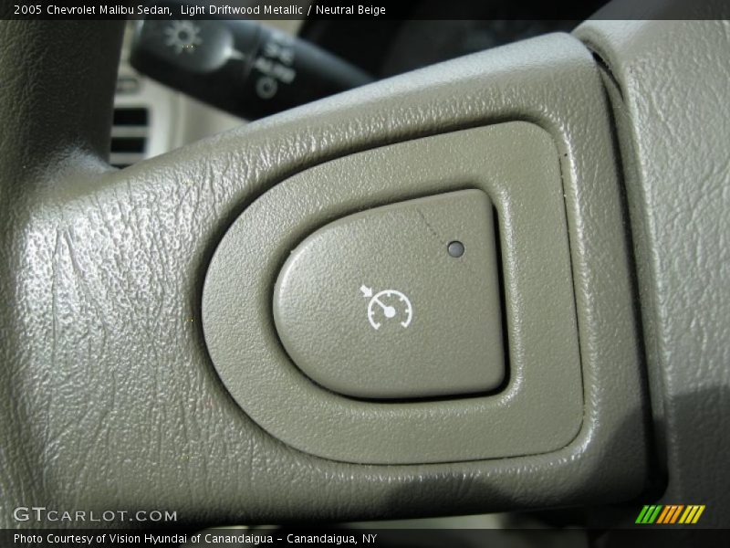 Light Driftwood Metallic / Neutral Beige 2005 Chevrolet Malibu Sedan