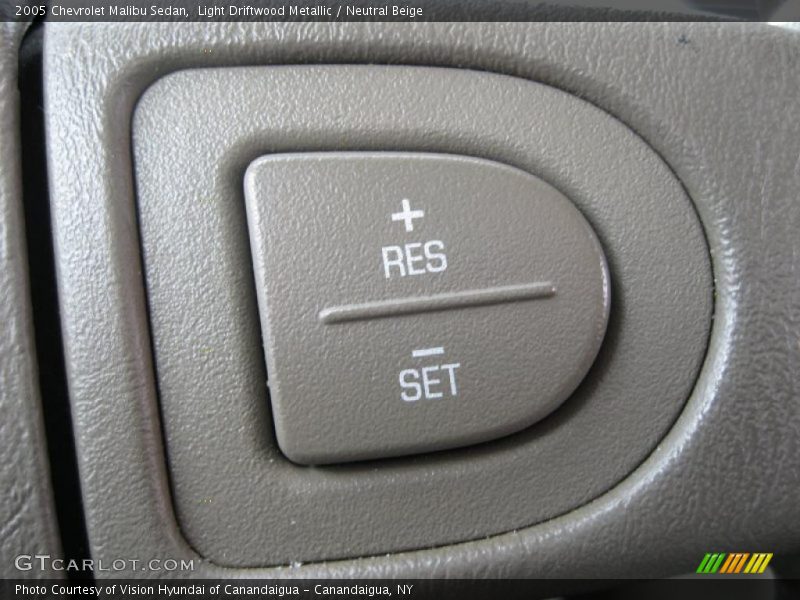 Light Driftwood Metallic / Neutral Beige 2005 Chevrolet Malibu Sedan