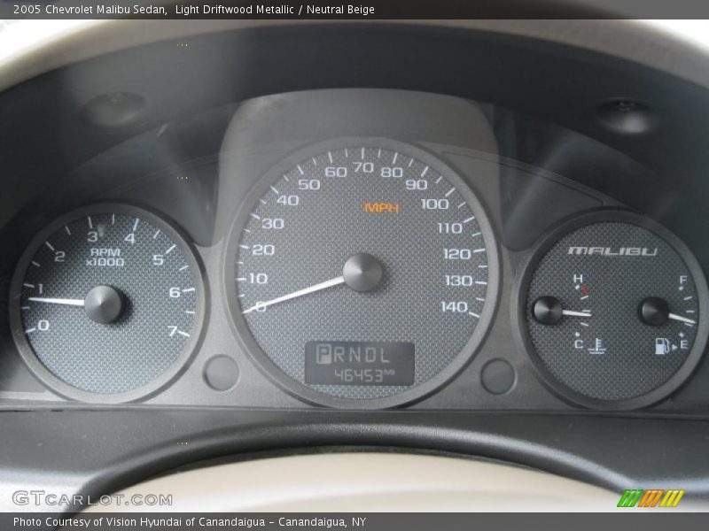Light Driftwood Metallic / Neutral Beige 2005 Chevrolet Malibu Sedan
