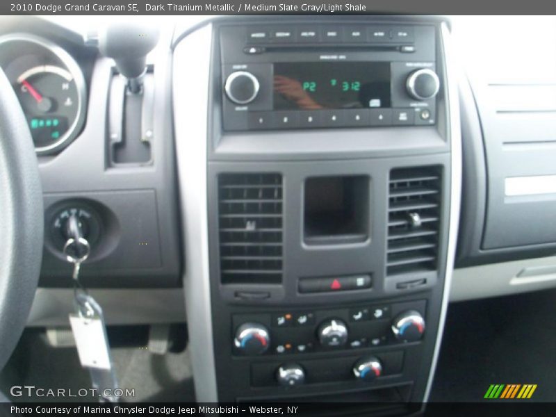 Dark Titanium Metallic / Medium Slate Gray/Light Shale 2010 Dodge Grand Caravan SE