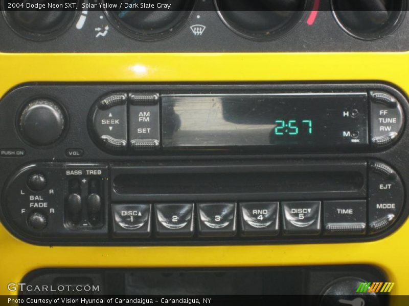 Solar Yellow / Dark Slate Gray 2004 Dodge Neon SXT