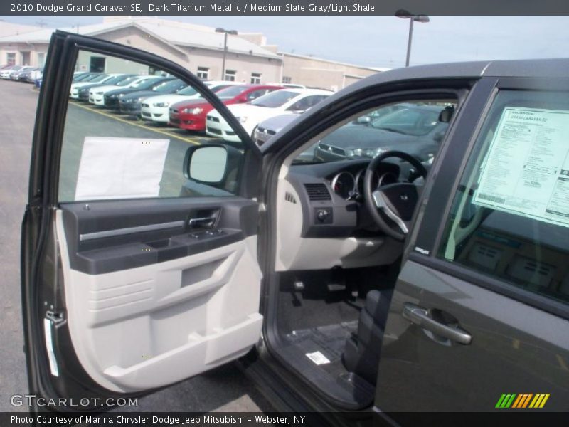 Dark Titanium Metallic / Medium Slate Gray/Light Shale 2010 Dodge Grand Caravan SE