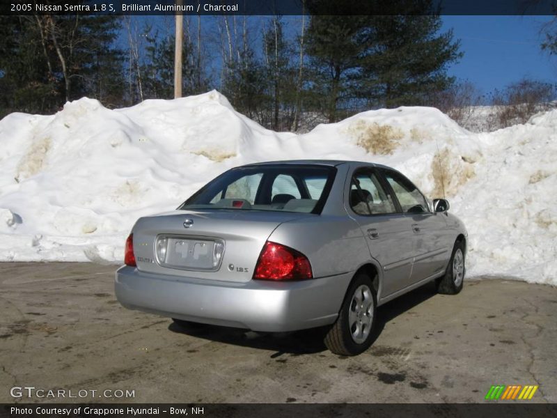 Brilliant Aluminum / Charcoal 2005 Nissan Sentra 1.8 S