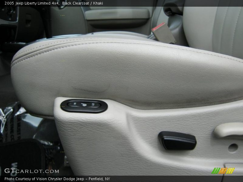 Black Clearcoat / Khaki 2005 Jeep Liberty Limited 4x4
