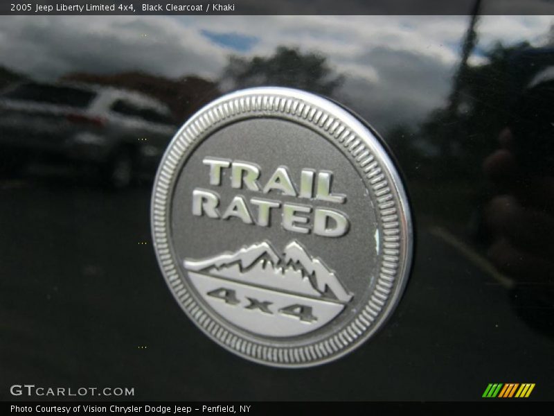 Black Clearcoat / Khaki 2005 Jeep Liberty Limited 4x4