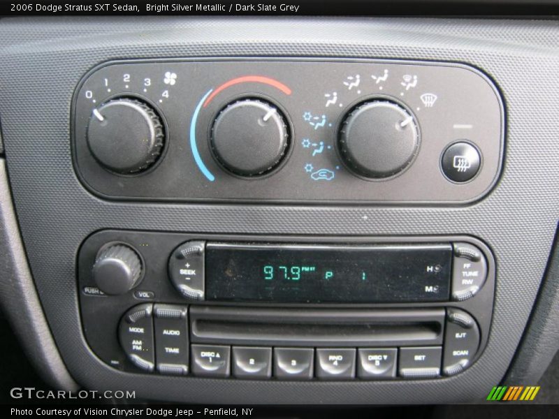Bright Silver Metallic / Dark Slate Grey 2006 Dodge Stratus SXT Sedan