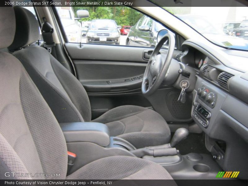 Bright Silver Metallic / Dark Slate Grey 2006 Dodge Stratus SXT Sedan