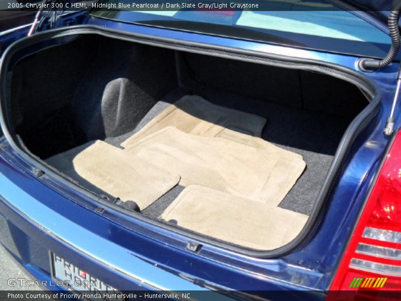 Midnight Blue Pearlcoat / Dark Slate Gray/Light Graystone 2005 Chrysler 300 C HEMI