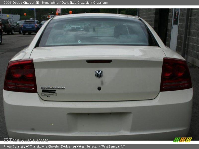 Stone White / Dark Slate Gray/Light Graystone 2006 Dodge Charger SE